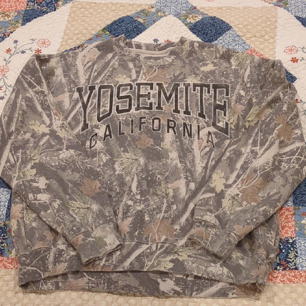 Rare Camo Yosemite Abercrombie Sweatshirt